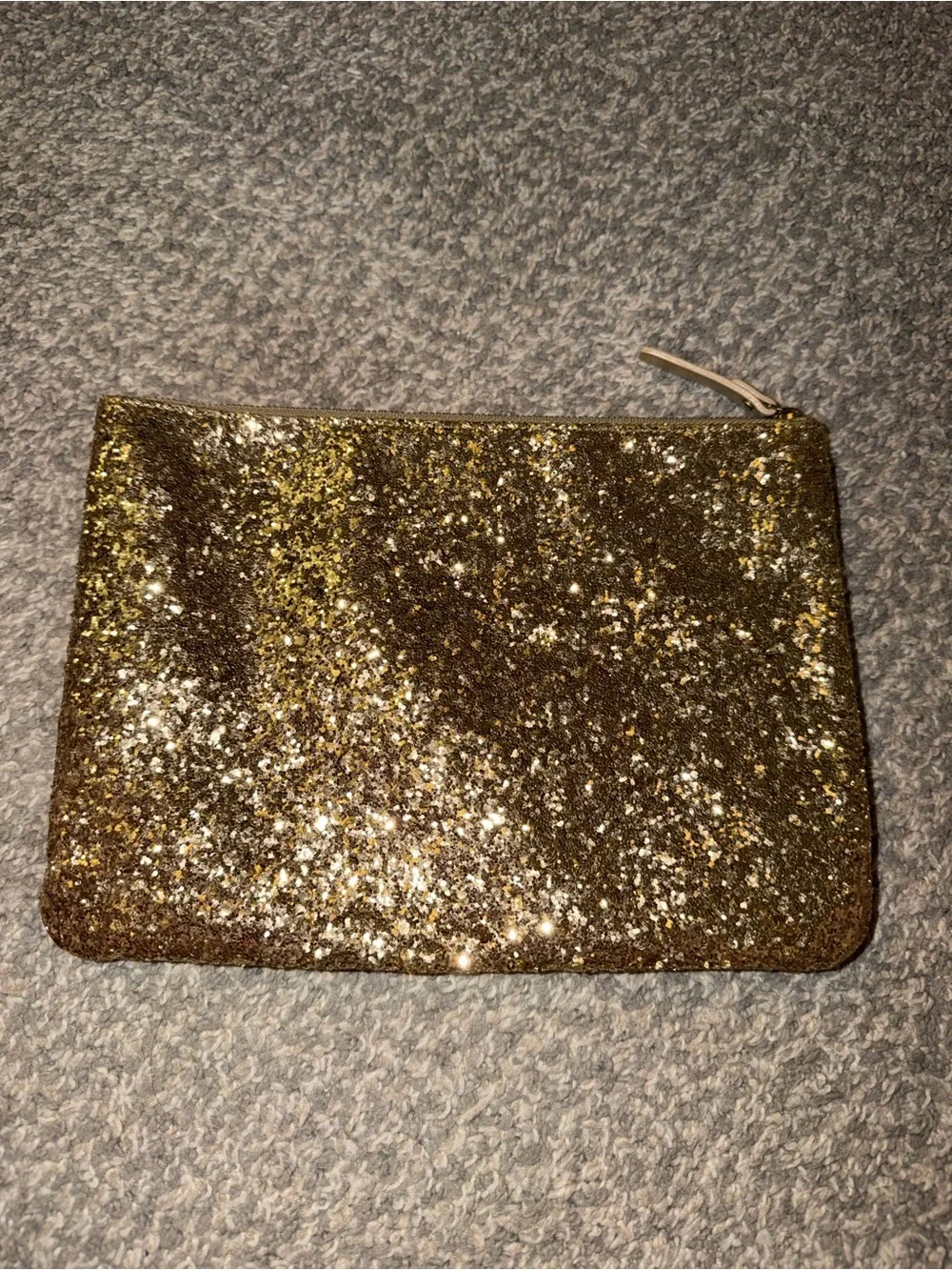 Kate Spade New York Sparkler Pouch Little Gia
